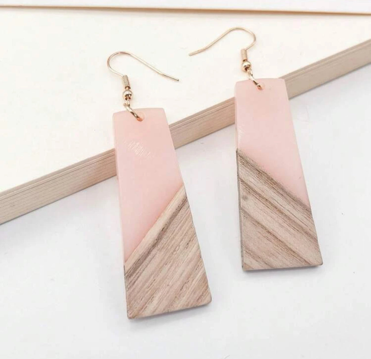 pink coral & driftwood earrings